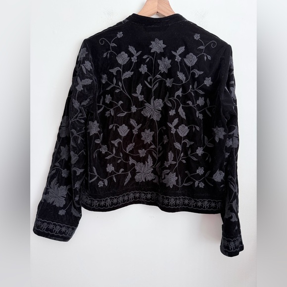 ZARA Black Velvet Stunning Kimono Embroidered Jacket Coat blogger favorite L - Picture 3 of 7